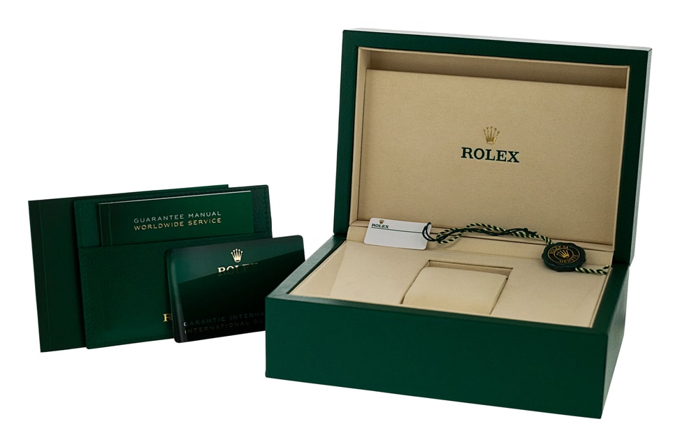 Rolex Oyster Perpetual 126000 Image 4